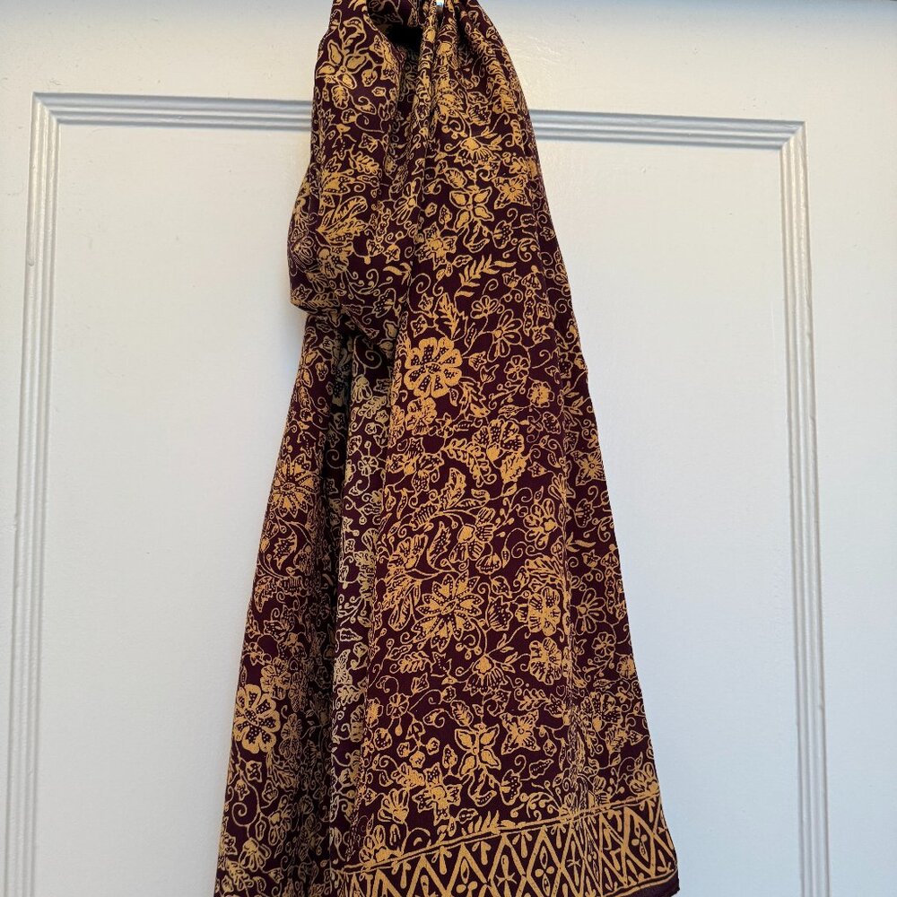 Luxurious Silk Brown and Gold Scarf. Excellent condition.